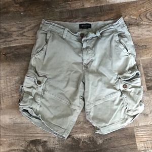 Men’s American Eagle Gray cargo shorts